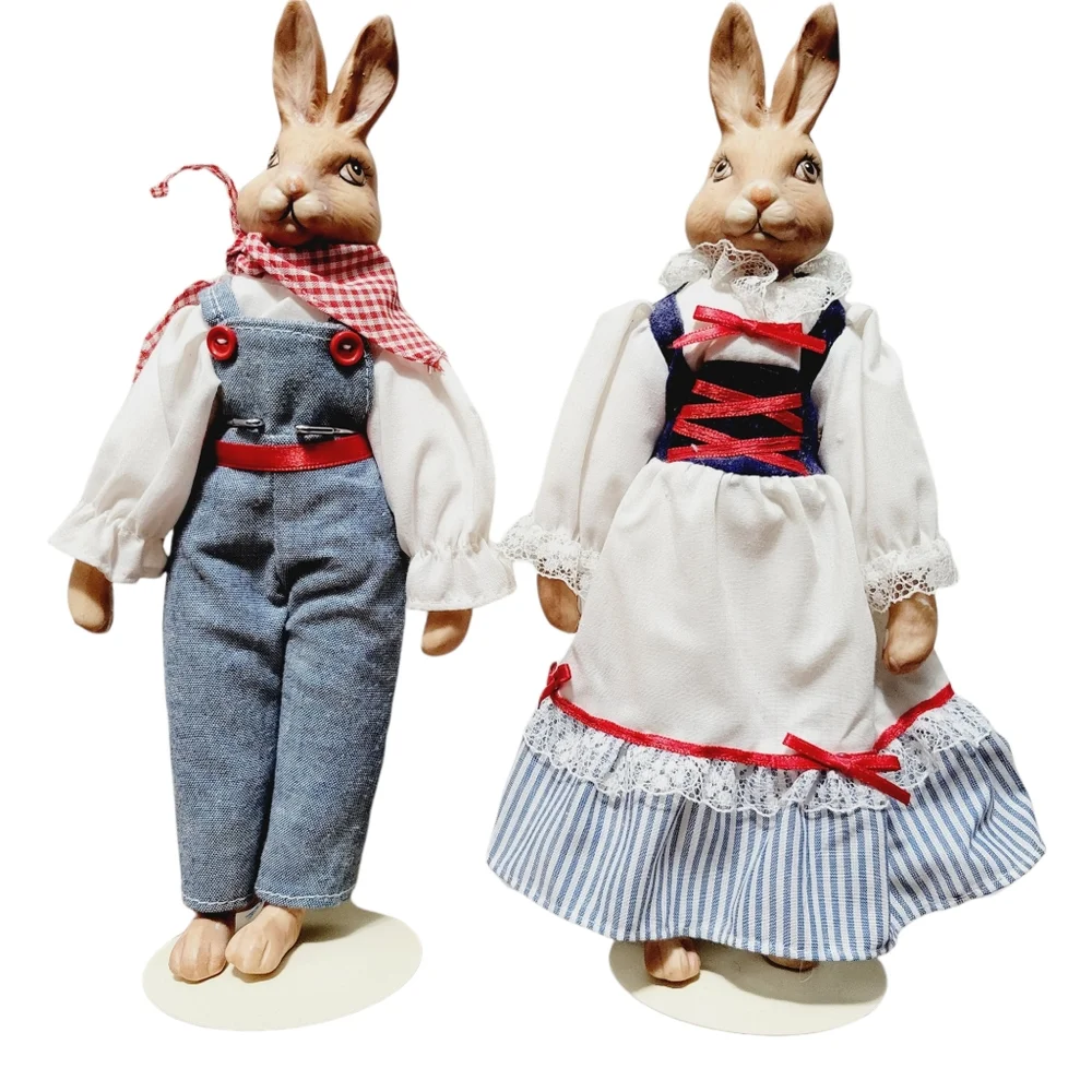 Baxter & Smyth Mr. & Mrs. Bunny ceramic figurines